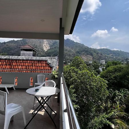 M&N Guesthouse Kata Exterior foto